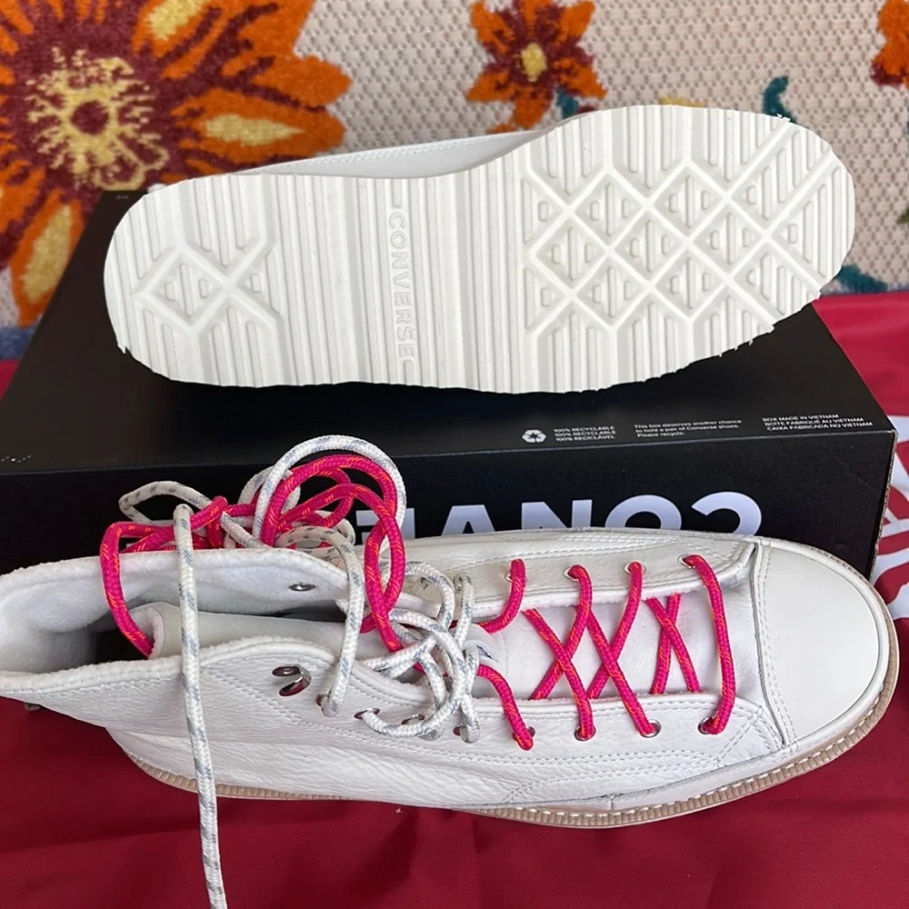 Converse 173212C
CHUCK TAYLOR CRAFTED BOOT HI
EGRET/NATURAL IVORY/PRIME PNK
WMNS - Picture 4 of 16